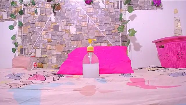 MaidenGame online show from 05-13-26, 03:41