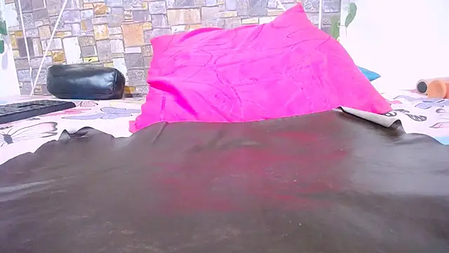 MaidenGame online show from 11-08-25, 02:42