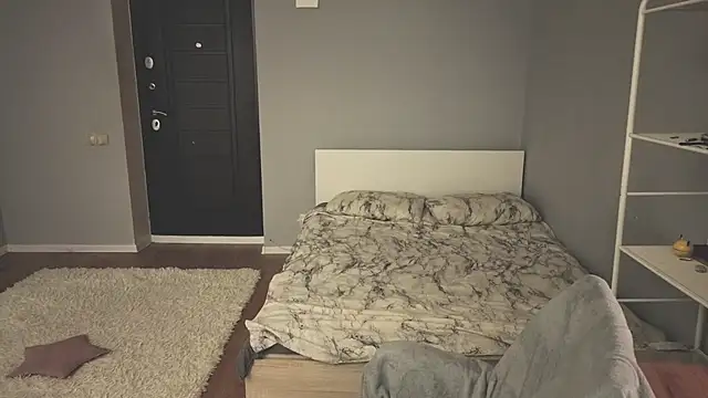 mollymila online show from 04-18-26, 02:41