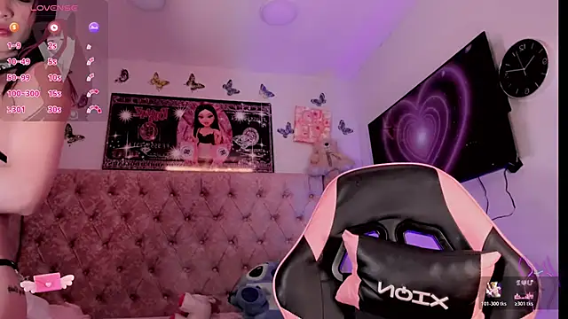 kimMaddiee online show from 04-19-26, 05:52