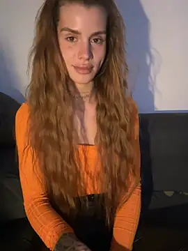 EmiliaCatalina online show from 07-28-26, 01:13