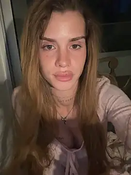 EmiliaCatalina online show from 06-24-26, 11:57