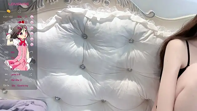 Snapshot of Yaooooo-Y chatting on 09-23-25, 02:57 Yaooooo-Y online show from 09-23-25, 02:57