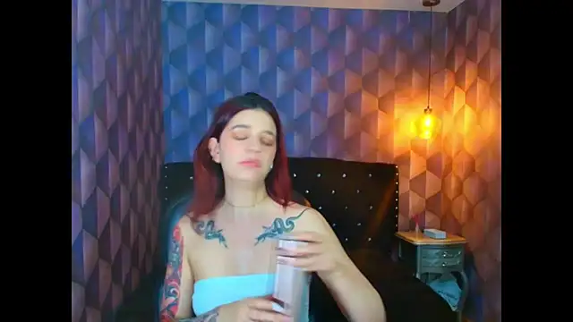 LiaHarryis online show from 10-12-25, 06:09