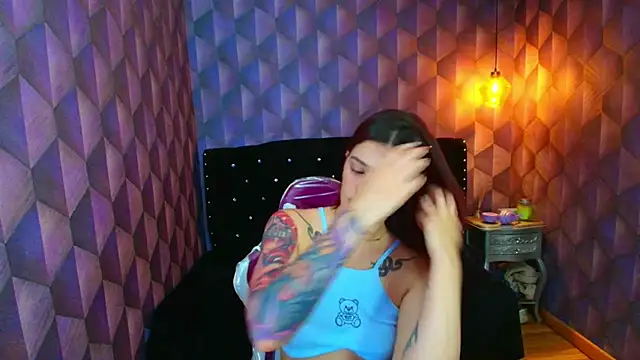 LiaHarryis online show from 11-03-25, 06:33