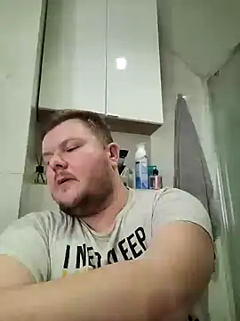 titovilan PL online show from 12-30-24, 03:03