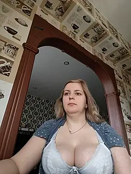 Lady nice cat online show from 05-14-26, 02:08