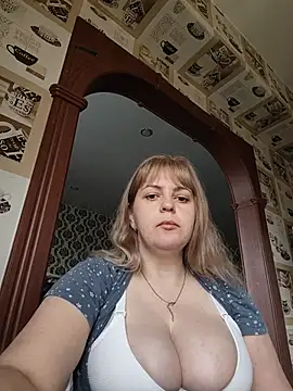 Lady nice cat online show from 07-03-26, 03:13