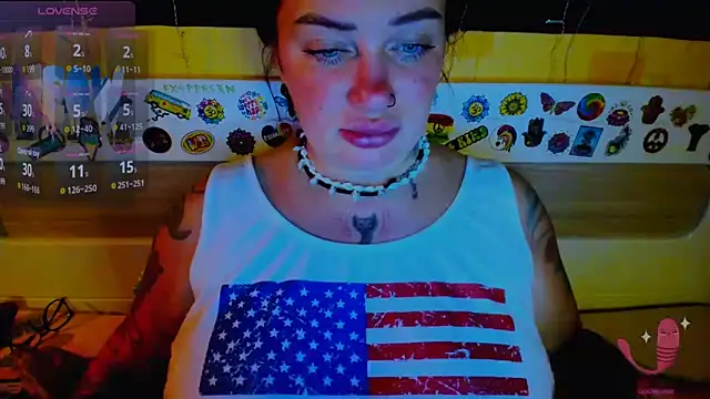 EllieOz online show from 09-19-25, 09:08