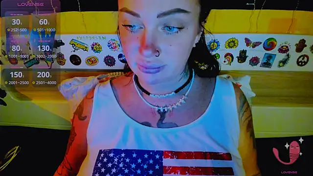 EllieOz online show from 11-30-25, 03:46