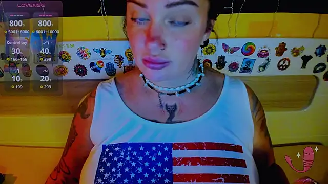 EllieOz online show from 09-22-25, 06:14