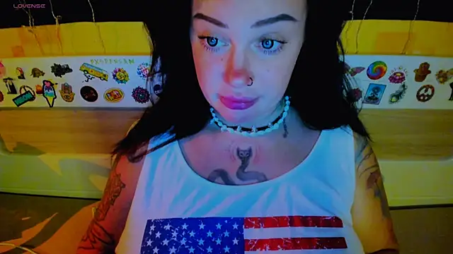 EllieOz online show from 11-04-25, 03:05