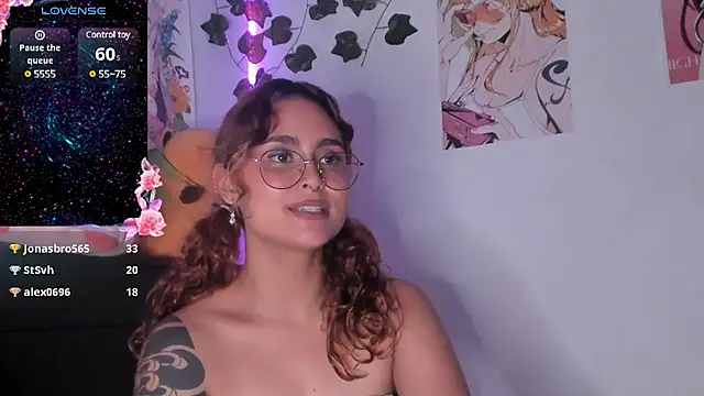 Snapshot of Violette-Ramirez01 chatting on 12-30-24, 10:12 Violette-Ramirez01 online show from 12-30-24, 10:12