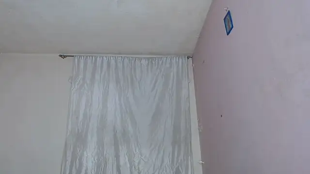 Snapshot of hazisabel chatting on 06-11-26, 02:53 hazisabel online show from 06-11-26, 02:53