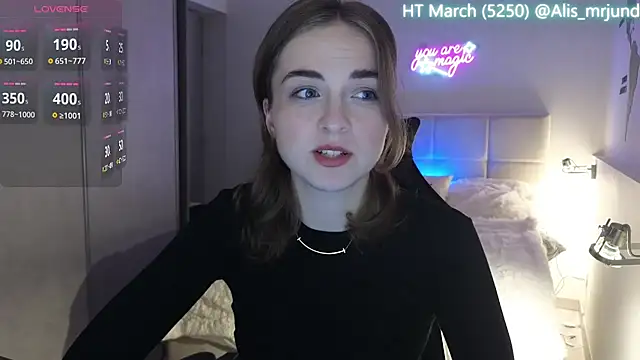 Miss Aliannaa online show from 03-09-25, 08:21