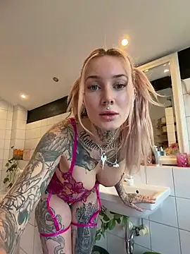 Snapshot of Stella-Kink chatting on 02-07-26, 09:39 Stella-Kink online show from 02-07-26, 09:39