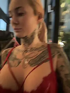 Snapshot of Stella-Kink chatting on 12-01-25, 03:13 Stella-Kink online show from 12-01-25, 03:13