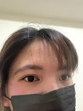 Snapshot of Aria_nc chatting on 10-26-25, 05:24 Aria nc online show from 10-26-25, 05:24