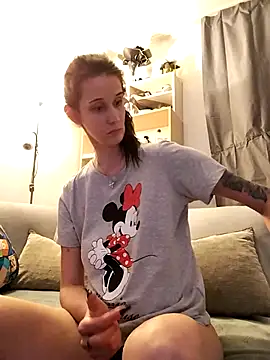 LauraBaby online show from 11-29-25, 06:52