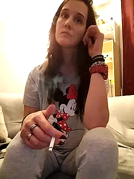 LauraBaby online show from 11-13-25, 09:40