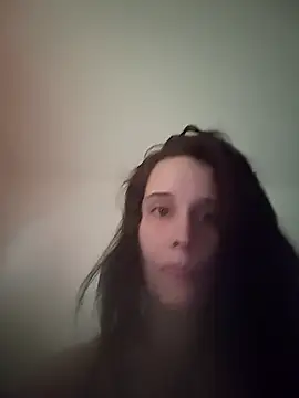 Snapshot of LauraBaby chatting on 02-27-26, 01:44 LauraBaby online show from 02-27-26, 01:44