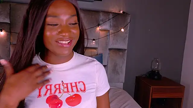 nahomi campbell online show from 03-10-26, 07:40