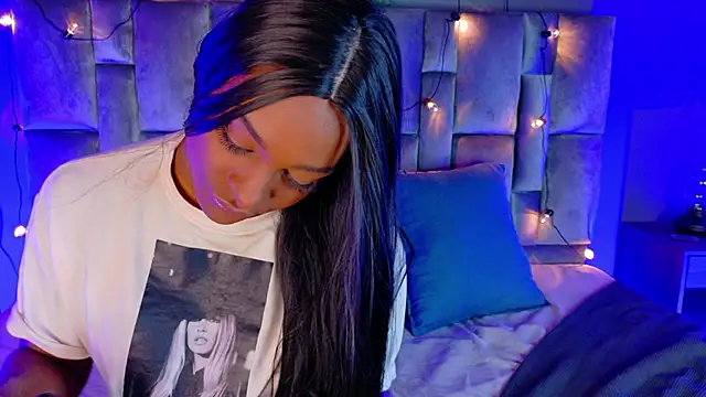 nahomi campbell online show from 09-26-25, 07:43