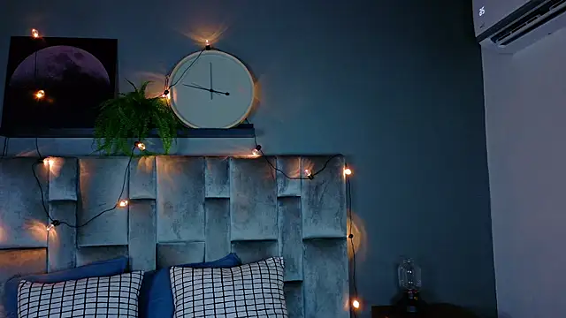 nahomi campbell online show from 09-24-25, 07:42