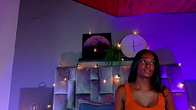 nahomi campbell online show from 09-16-25, 07:37