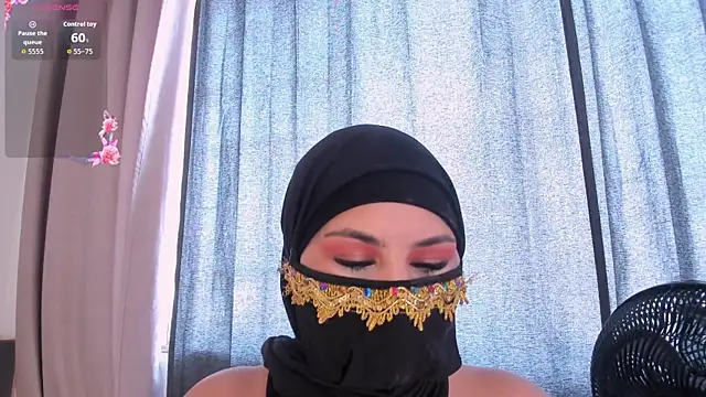 Snapshot of Amina_hafsa chatting on 02-12-26, 07:24 Amina hafsa online show from 02-12-26, 07:24