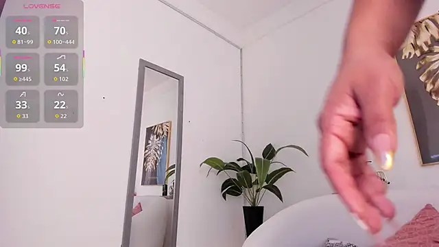 Amina hafsa online show from 09-26-25, 08:05