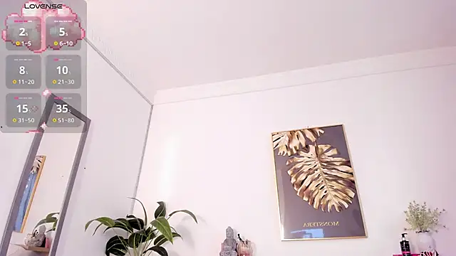 Amina hafsa online show from 10-03-25, 07:26