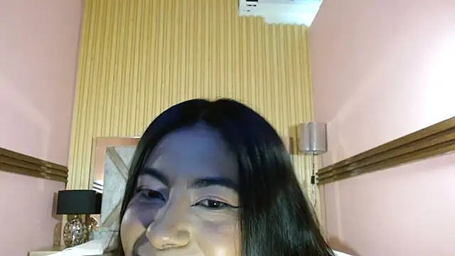 Snapshot of VeronicaRobles chatting on 03-21-25, 06:07 VeronicaRobles online show from 03-21-25, 06:07