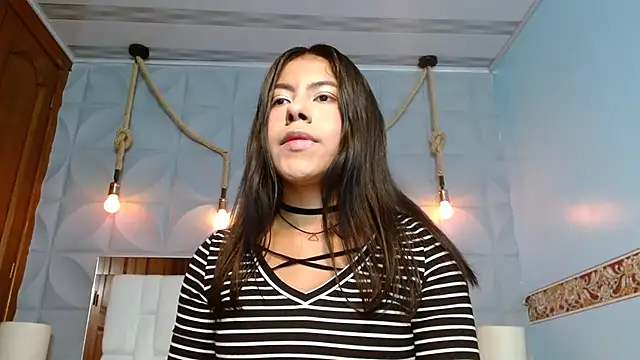 Snapshot of VeronicaRobles chatting on 01-04-25, 04:54 VeronicaRobles online show from 01-04-25, 04:54