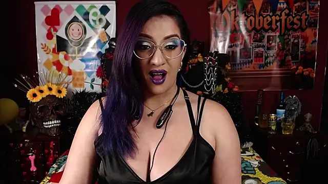 Snapshot of andreafetishx chatting on 09-29-25, 03:35 andreafetishx online show from 09-29-25, 03:35
