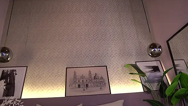 ElleDiane online show from 05-14-26, 10:40