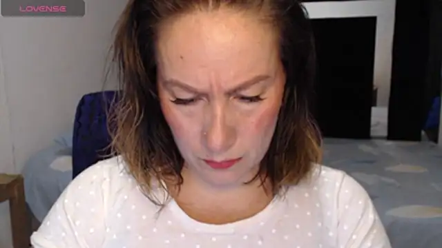 Snapshot of CATRINA-83 chatting on 06-12-26, 10:29 CATRINA-83 online show from 06-12-26, 10:29