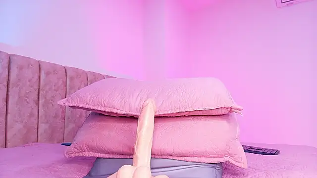 arl chloee online show from 02-20-26, 06:26