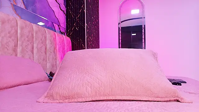 arl chloee online show from 03-23-26, 03:06