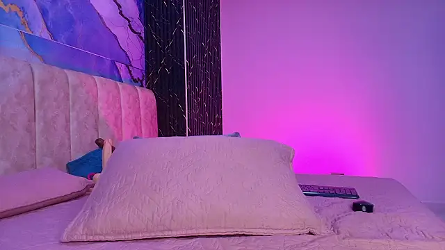 arl chloee online show from 03-04-26, 03:03