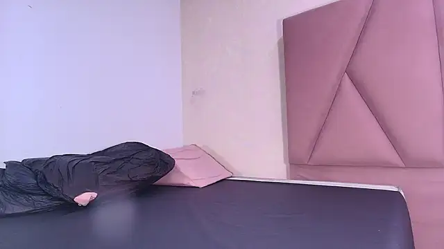 Snapshot of arl_chloee chatting on 10-02-25, 03:10 arl chloee online show from 10-02-25, 03:10