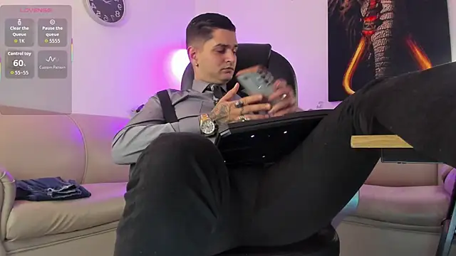 Nicolas Fellener online show from 02-06-26, 03:57