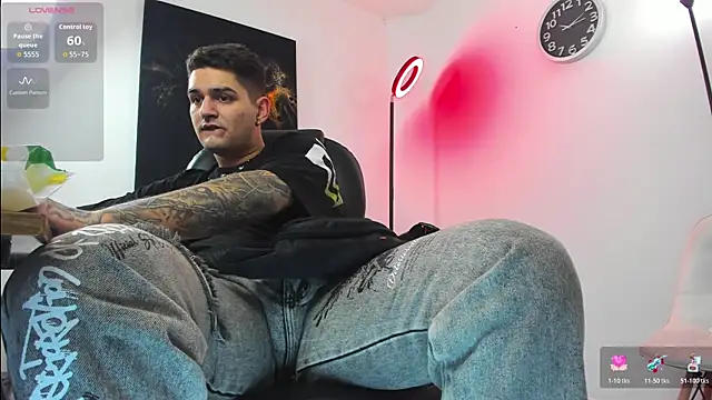 Nicolas Fellener online show from 11-03-25, 05:12