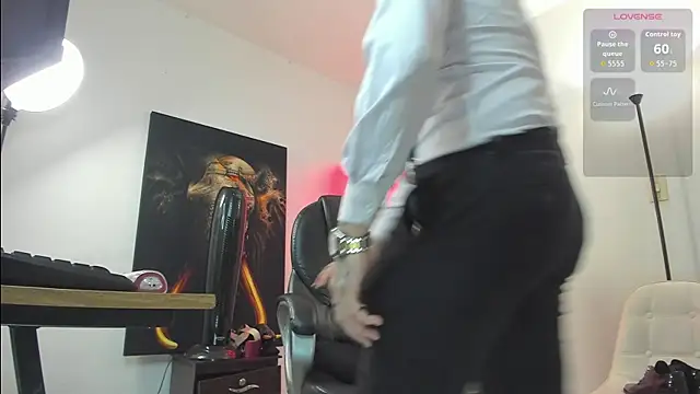 Nicolas Fellener online show from 11-16-25, 04:06