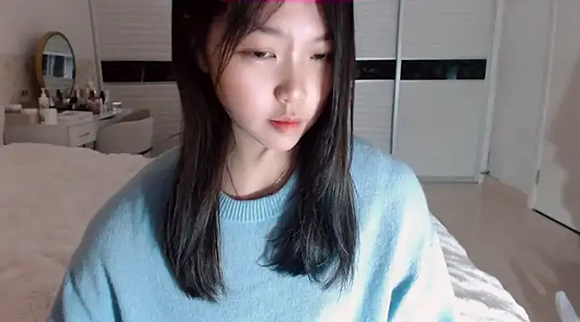 Snapshot of -Lucky_Girl chatting on 03-04-25, 03:37 -Lucky Girl online show from 03-04-25, 03:37