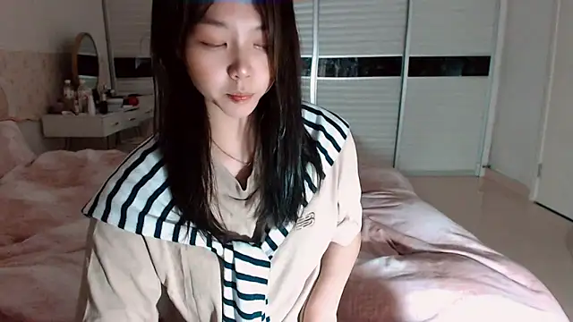 -Lucky Girl online show from 04-06-26, 01:12