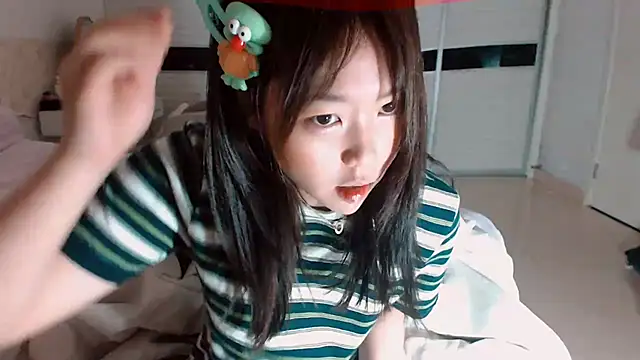 -Lucky Girl online show from 03-08-26, 12:05