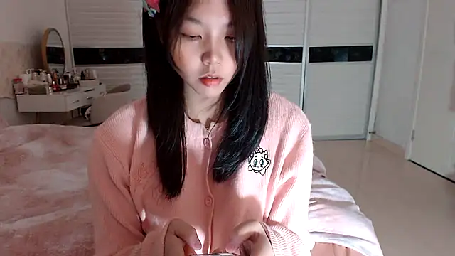 -Lucky Girl online show from 11-12-25, 03:21