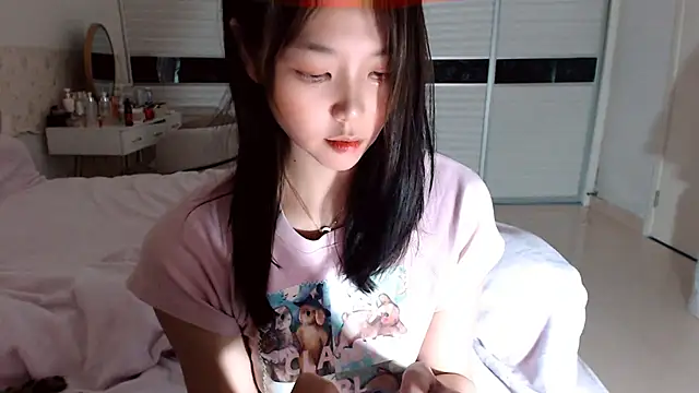 -Lucky Girl online show from 03-06-26, 12:11