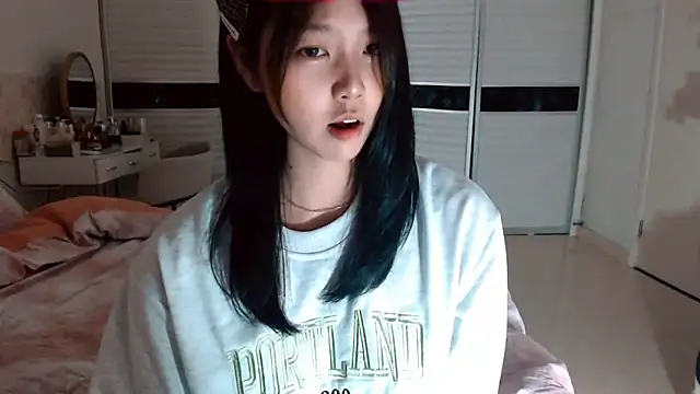 -Lucky Girl online show from 11-10-25, 02:11